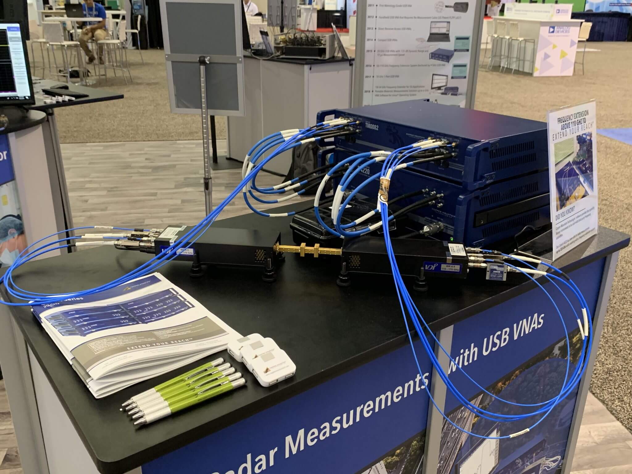 CobaltFx WR3.4 Frequency Extension Solution, 220-330 GHz with VDI